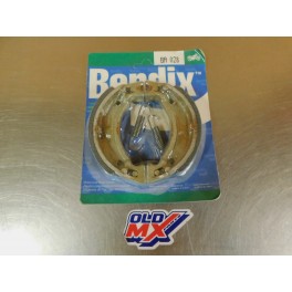 Mâchoires de frein BENDIX Derbi DXR 200 04/ MBK 50 Sorriso 92/ Yamaha YFM 50 Raptor 04/ CX 50 88 BA028