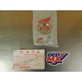 Ecrou 28mm de plateau d'embrayage Honda CH 80 1985-2006/ 125 PHANTHEON 2003-2005 / PK50 WALLAROO 1990-1999 90202-187-000