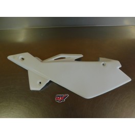 Plaque latérale gauche UFO Husqvarna 250 TC/TE 2008-2013 450 TC/TE 2008-2010 510/610 TE 2008-2010