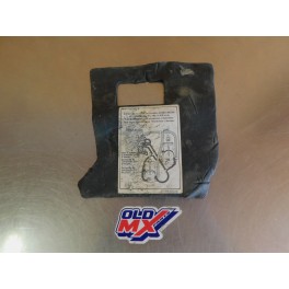 Caoutchouc protection de boite à air Suzuki 250 RGV VJ22