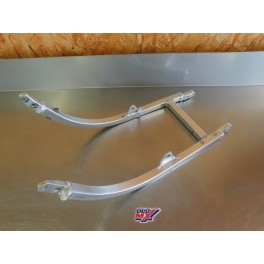 Berceau moteur Suzuki 250 RGV VJ22