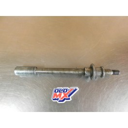 Axe de roue avant Suzuki 1400 Intruder