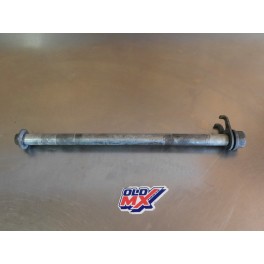 Axe de roue arrière Honda 600 Transalp