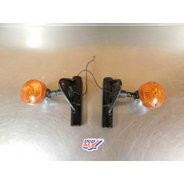 Pattes de phare + clignotants Suzuki 125 TS