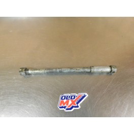Axe de roue avant Yamaha 125 TY