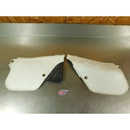 Plaques latérales KTM 125 GS 1991