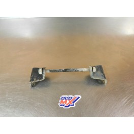 Pattes + axe moteur Kymco 250 KXR