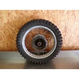 Roue arrière Yamaha 250 YZ 1979