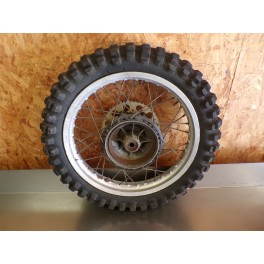 Roue arrière Yamaha 250 YZ 1979