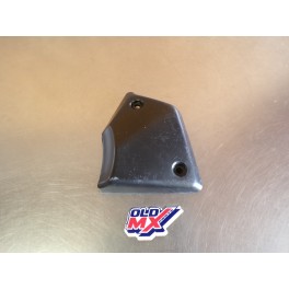 Cache cadre avant droit Suzuki 125 Intruder 47321-26F00