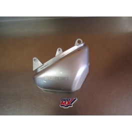Plastique latéral droit Suzuki 125 Intruder