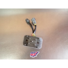 Régulateur de tension Quad TRITON 700 EFI / GOES 725 IS