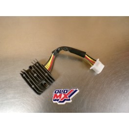 Régulateur de tension neuf Kawasaki 500 KLE