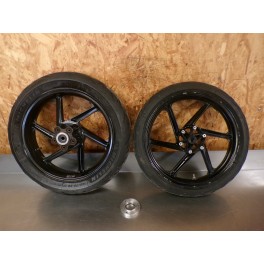 Roues supermotard Honda 125 NSR adaptable CRM