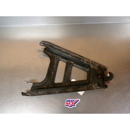 Triangle inf&eacute;rieur droit Can-Am 650 Outlander 2005-2007