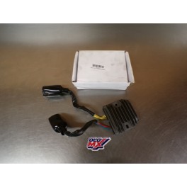 R&eacute;gulateur neuf Honda 700 Deauville B04-01-04 PO825072430045