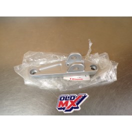 Support de cale pied avant gauche neuf origine Kawasaki ZG1000 1986-2006 34003-1259