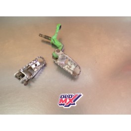 Cales pieds + support Kawasaki 300 KLX