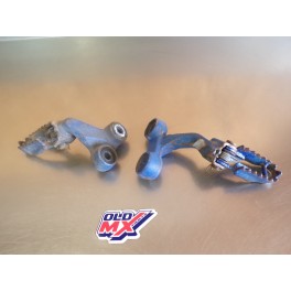 Cales pieds + supports Suzuki 600 DR