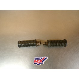 Cales pieds passager Suzuki 125 TS