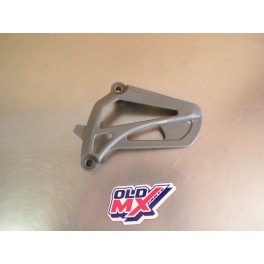 Protection pignon sortie de boite Suzuki 125/250 RM 1996-2008