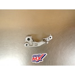 Patte d'&eacute;trier avant Suzuki 125/250 RM 2001-2008