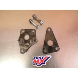 Pattes de fixation moteur Suzuki 125 TSR
