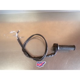 Poign&eacute; + c&acirc;bles de gaz Yamaha MT09 2014-2016