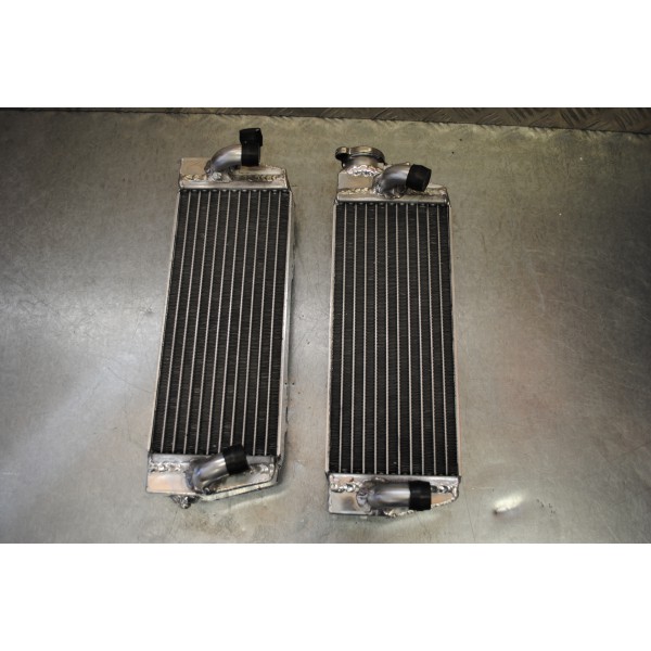 thumbnail image 2 of WORK Polished Radiator – Fits KTM 125/200/250/300 SX/EXC/XC/MXC 1998–2007 – Mirror Finish, 1-Year Warranty 2 of 6