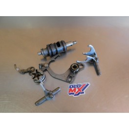 Système de séléction ( barillet + fourchettes ) Yamaha 125 DTMX