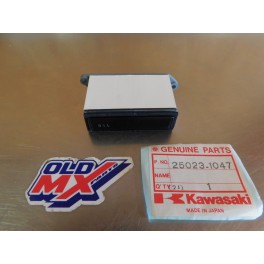 Boîtier de compteur Kawasaki Z1000 1983/ Z1100 1984/ Z750L 1984 25023-1047