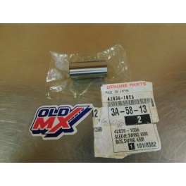Entretoise de bras oscillant Kawasaki KDX 200 1983-2006/ KDX 220 1997-2005/ KDX 250 1981-1984 42036-1056
